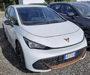 Cupra Born 77 kWh Performance 2022