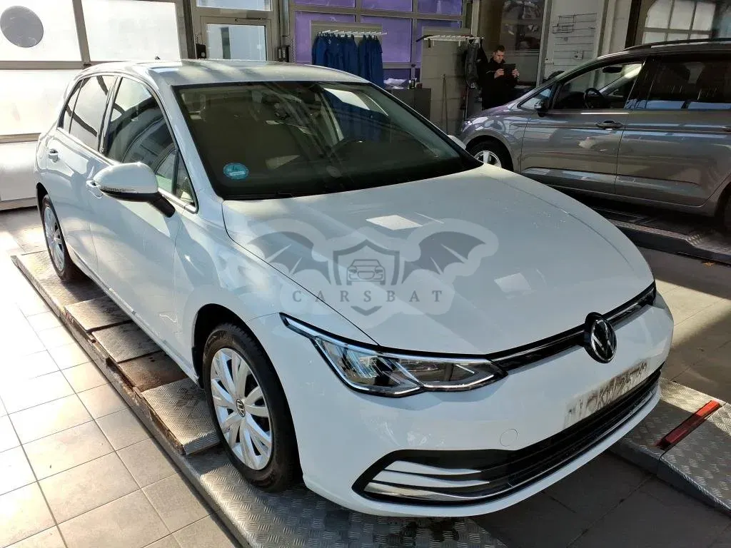 Volkswagen Golf 1.0 eTSI Life 2023
