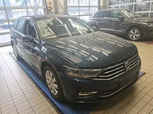 Volkswagen Passat Variant 2.0 TDI Business 2024