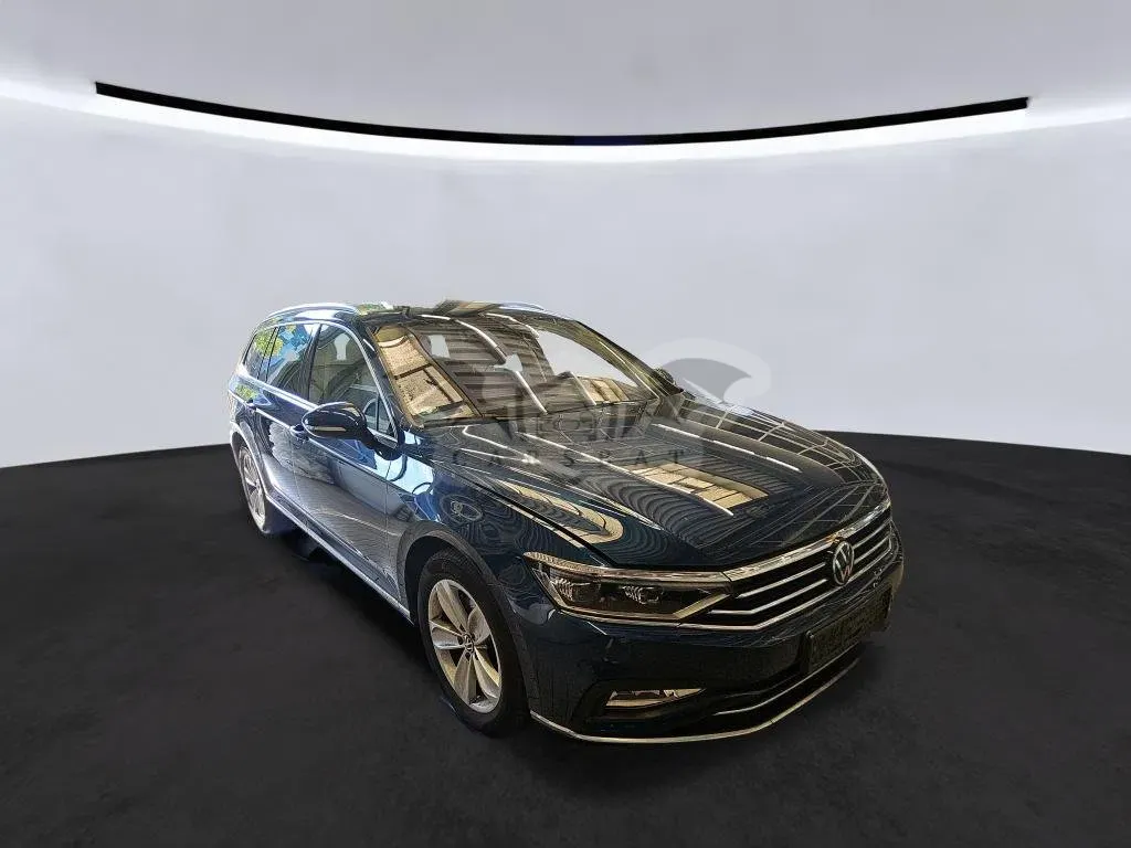 Volkswagen Passat Variant 2.0 TDI Elegance 2024