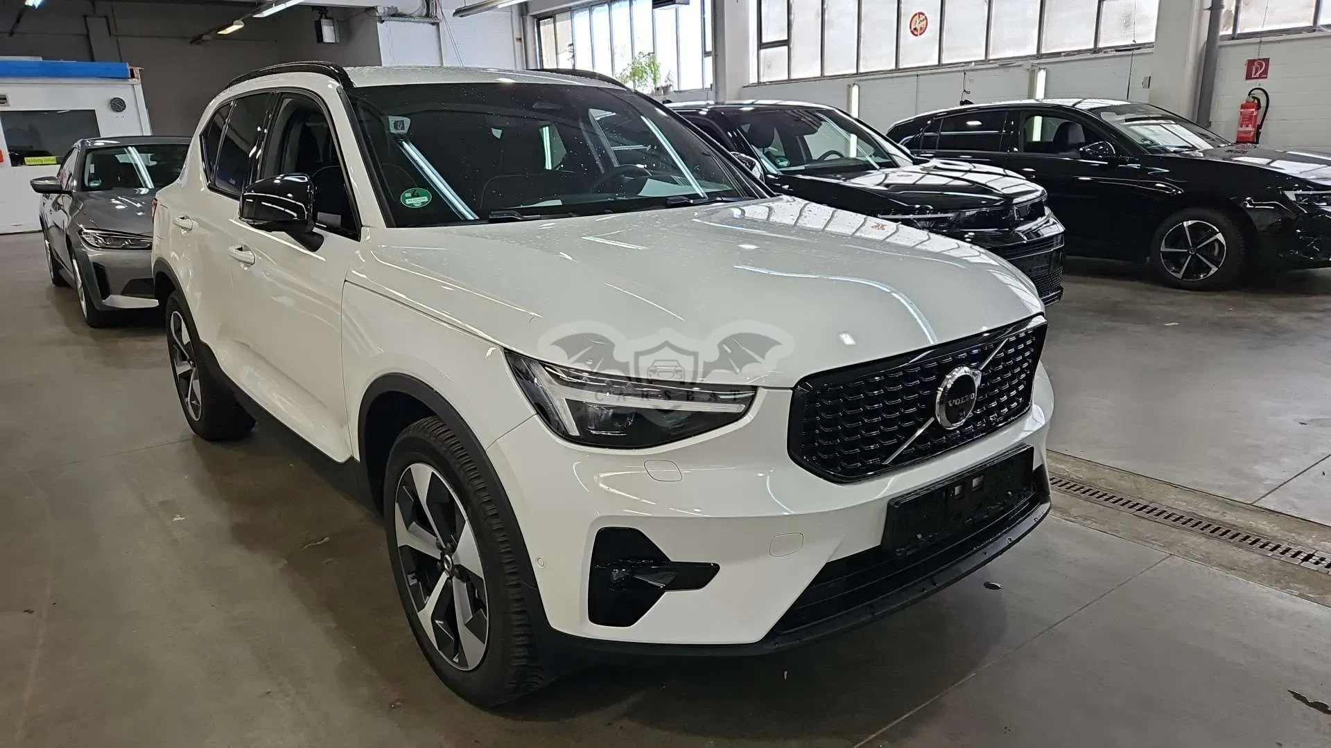 Volvo XC40 B3 Plus Dark 2025