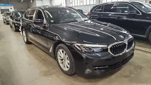 BMW 5 Series Touring 520d 2023