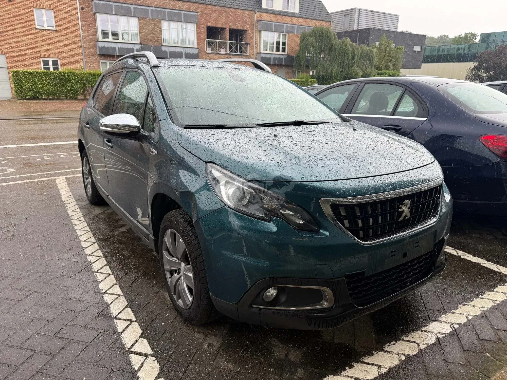 Peugeot 2008 1.2i Style 2019