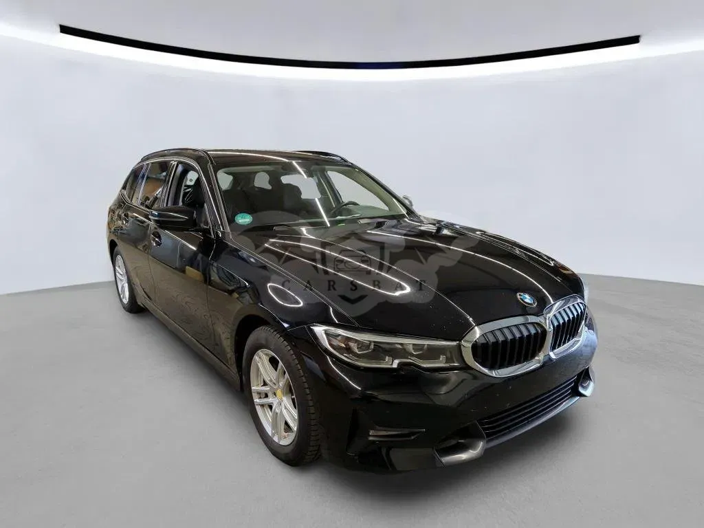 BMW 3 Series Touring 318d 2022
