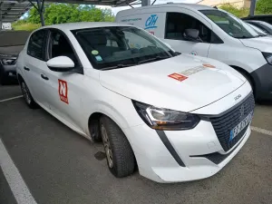 Peugeot 208 1.5 HDI Premium 2021