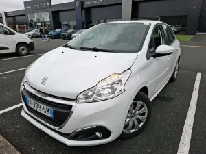 Peugeot 208 1.5 Premium 2019