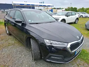 Skoda Octavia Combi 2.0 TDI Business 2023