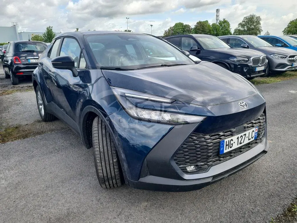 Toyota C-HR 1.8 Dynamic 2025