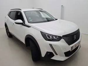 Peugeot 2008 1.2i Allure 2021