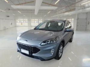 Ford Kuga 1.5 EcoBlue Connect 2022