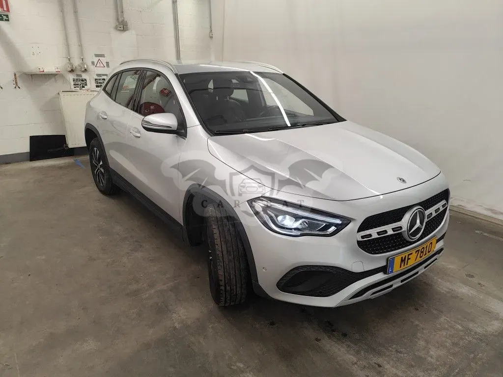 Mercedes-Benz GLA 200d Luxury 2022
