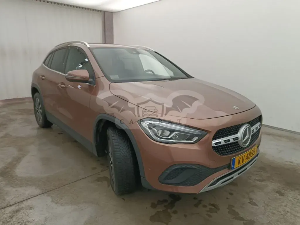 Mercedes-Benz GLA 200d Luxury 2022
