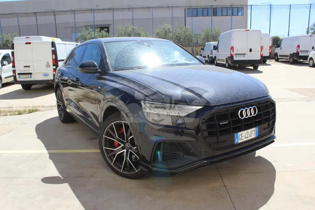 Audi Q8 60 TFSIe S Line 2021