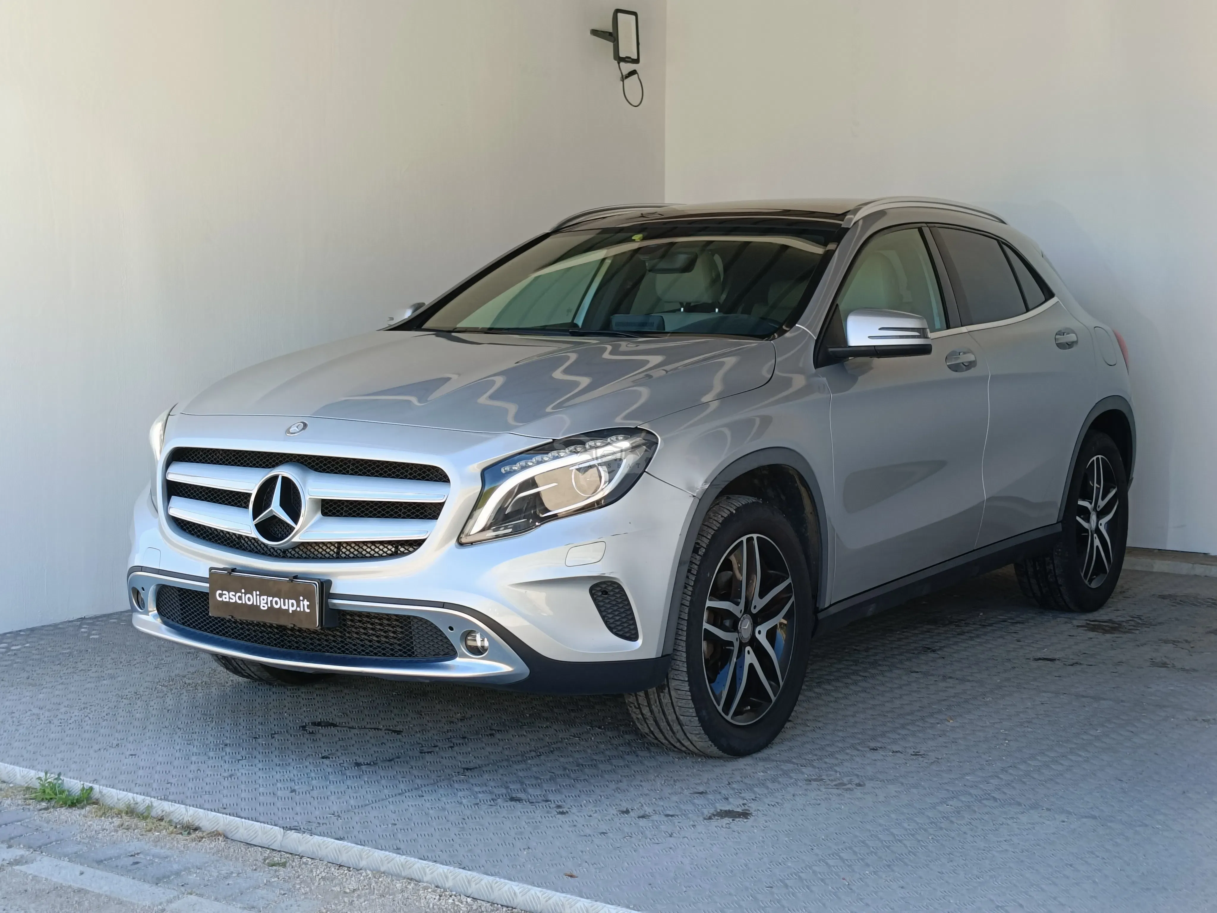 Mercedes-Benz GLA 200d 2016