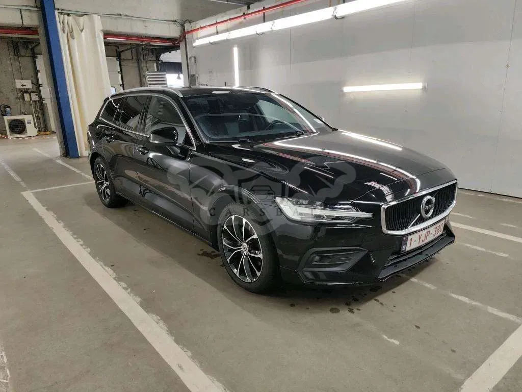 Volvo V60 D3 Momentum Pro 2020