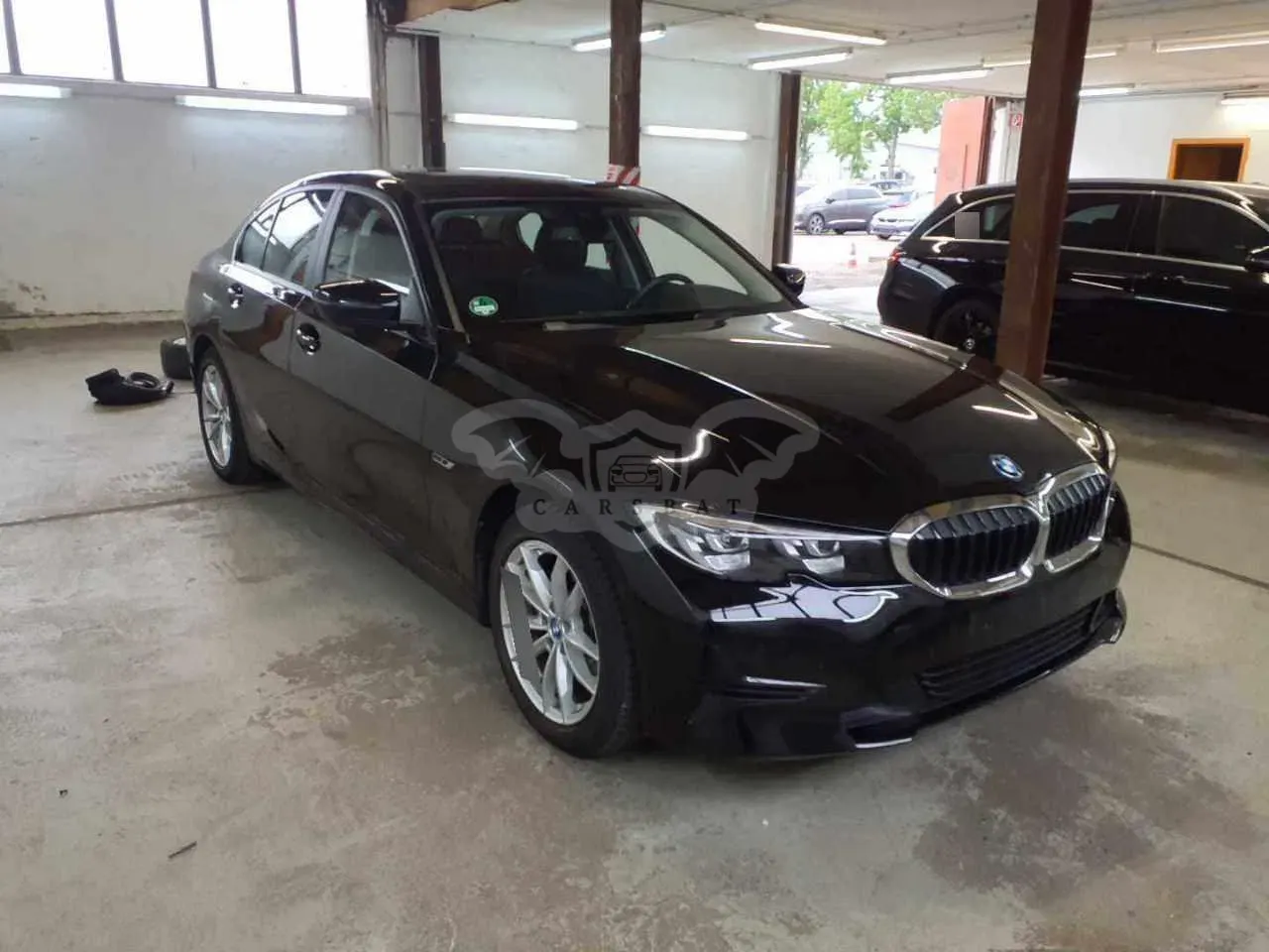 BMW 3 Series 320e Advantage 2022