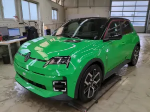 Renault 5 E-Tech Techno 2025