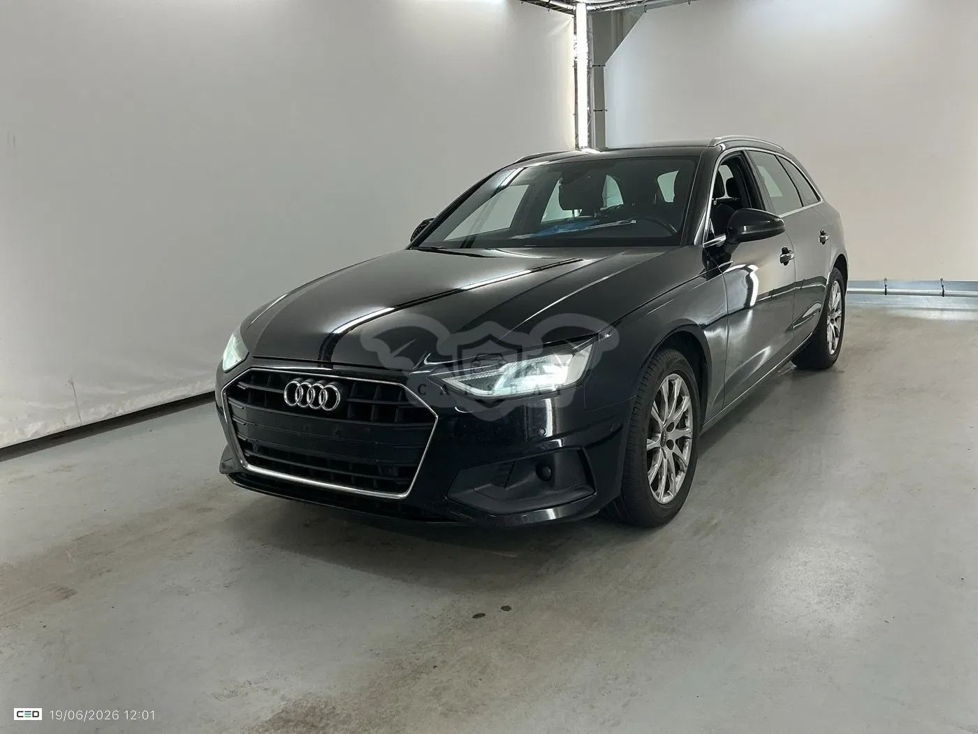 Audi A4 Avant 35 TDI Business 2021