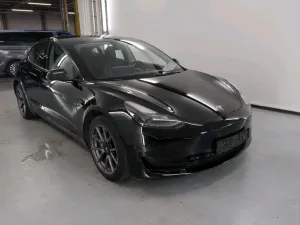 Tesla Model 3 Standard Range Plus 2022