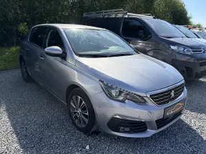 Peugeot 308 1.2i Allure Pack 2021