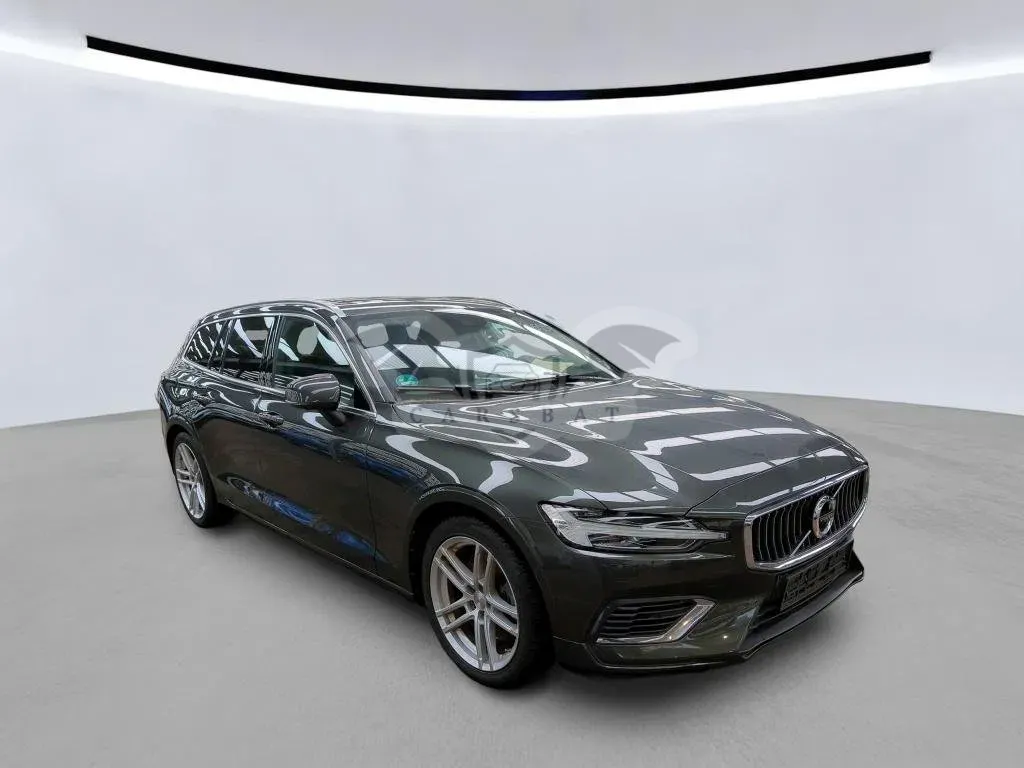 Volvo V60 T8 2022