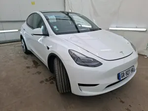 Tesla Model Y Standard Range 2023