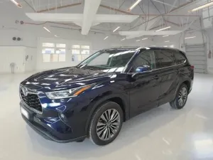 Toyota Highlander 2.5h Lounge 2022