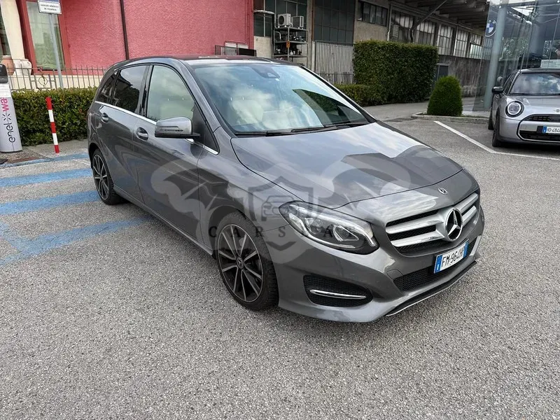 Mercedes-Benz B 180 2017