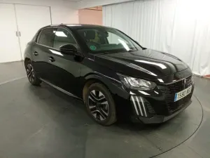 Peugeot 208 1.2i Allure 2025