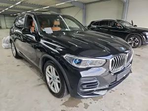 BMW X5 45e 2021