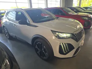 Peugeot 2008 1.2 Allure 2025