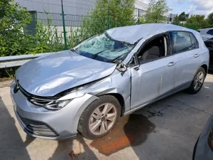 Volkswagen Golf 1.0 eTSI Life Business 2023