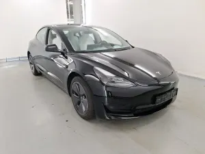 Tesla Model 3 Standard Range Plus 2022