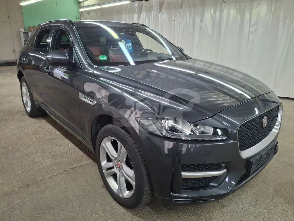 Jaguar F-Pace R Sport 2016
