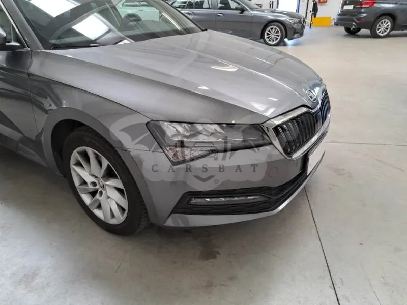 Skoda Superb Combi 2.0 TDI Executive 2022