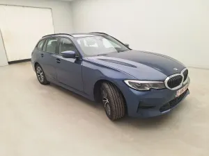 BMW 3 Series Touring 330e 2021