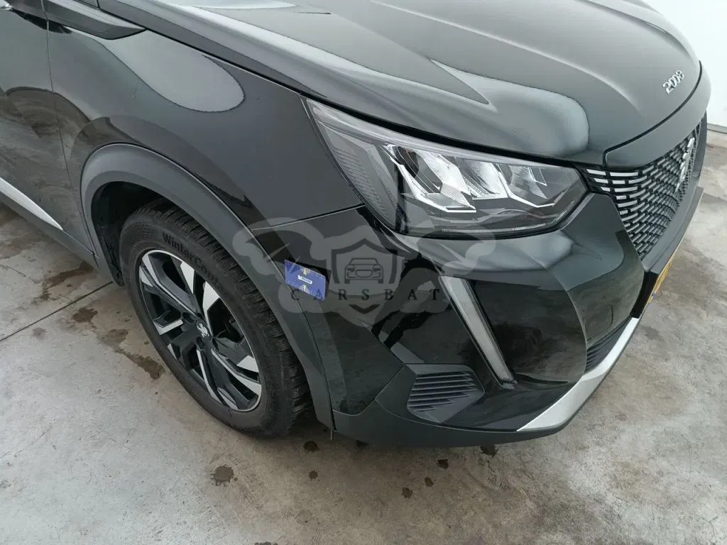 Peugeot 2008 1.2i Allure Pack 2022
