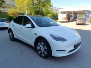 Tesla Model Y Long Range 2022