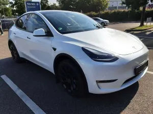Tesla Model Y Long Range 2022