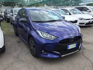 Toyota Yaris 1.5h Lounge 2021