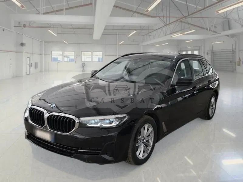 BMW 5 Series Touring 518d Business 2023