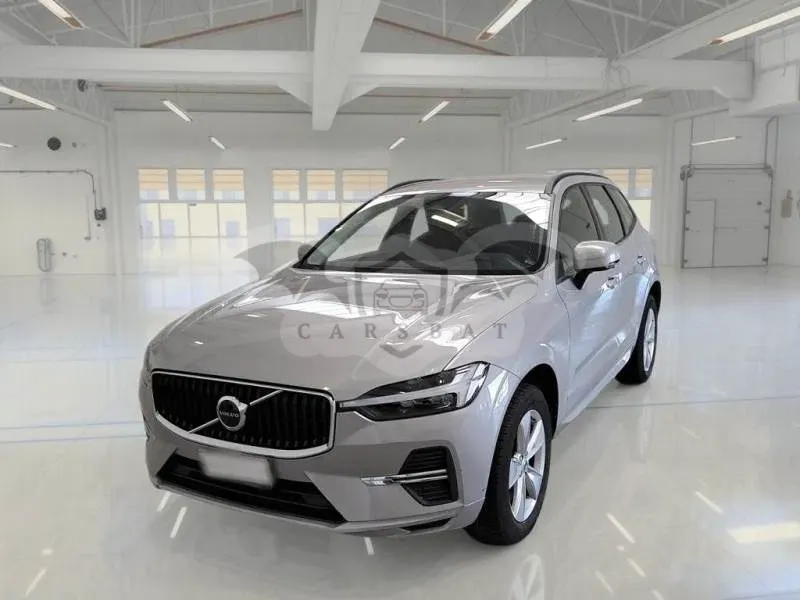 Volvo XC60 B4 Essential 2023