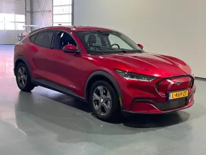 Ford Mustang Mach-E 76 kWh 2021