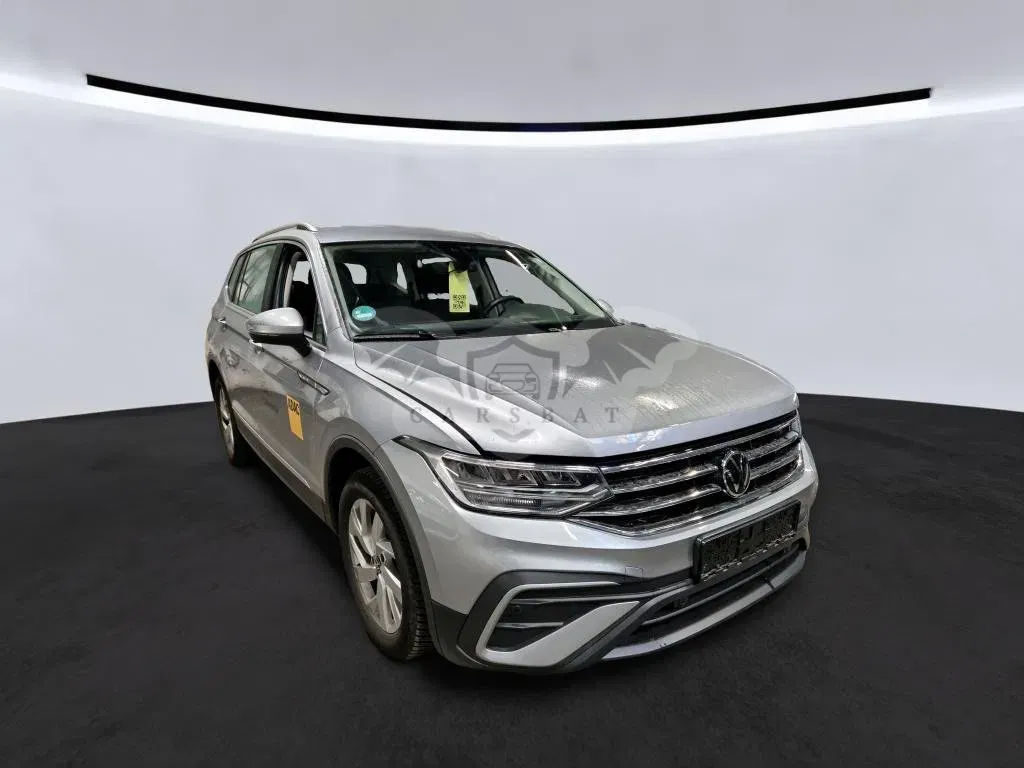 Volkswagen Tiguan Allspace 1.5 TSI Life 2025