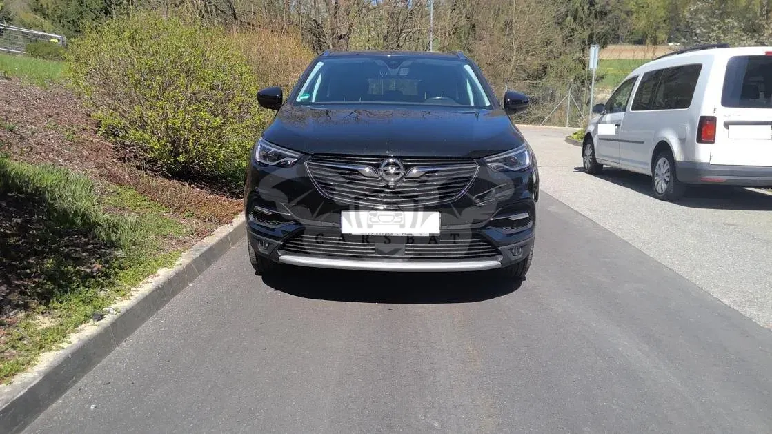 Opel Grandland 1.6 Ultimate 2021