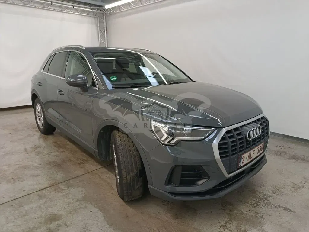 Audi Q3 35 TFSI Business 2021