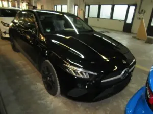 Mercedes-Benz A 250e 2023