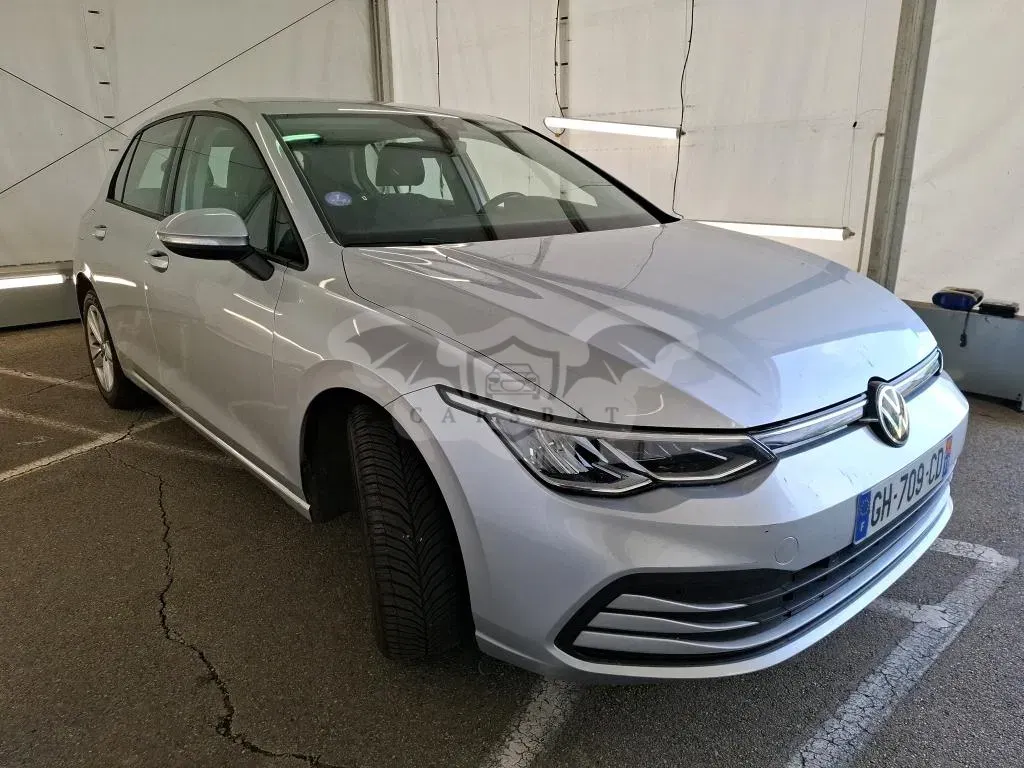 Volkswagen Golf 1.0 eTSI Life Business 2022