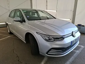 Volkswagen Golf 1.0 eTSI Life Business 2022