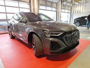 Audi Q8 e-tron 55 S Line 2024
